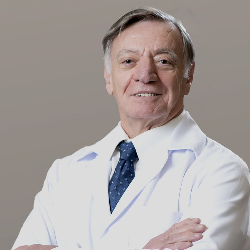 Dr. Alcides Ferre